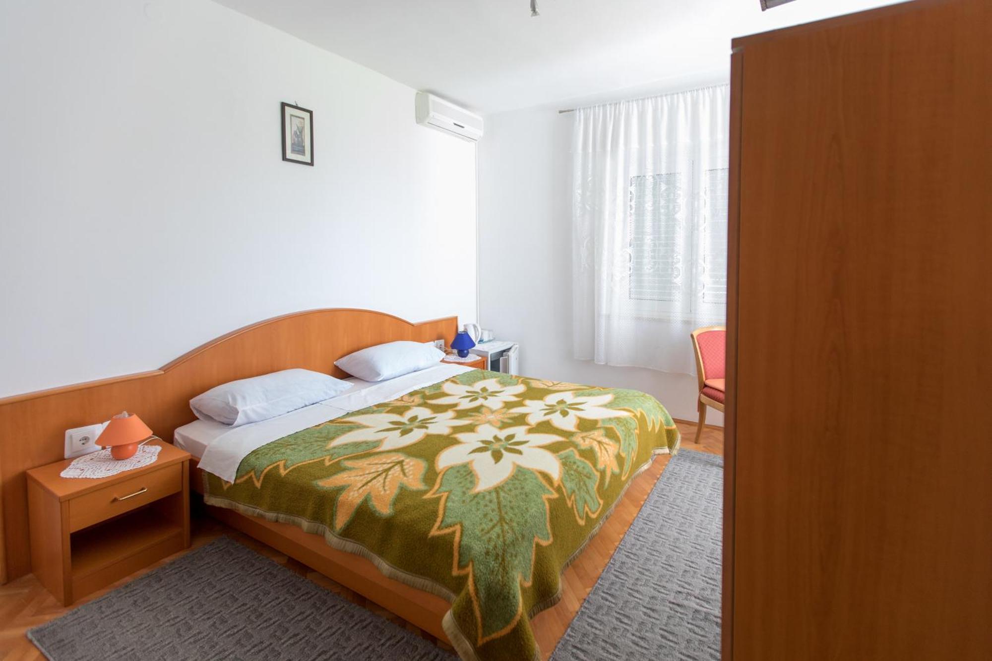 Guesthouse Storelli 로푸드 외부 사진